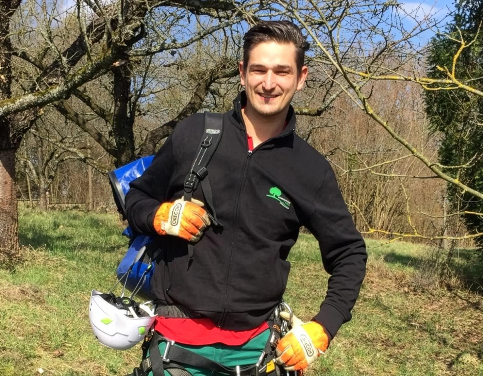 Marcel Lang bei der Baumpflege